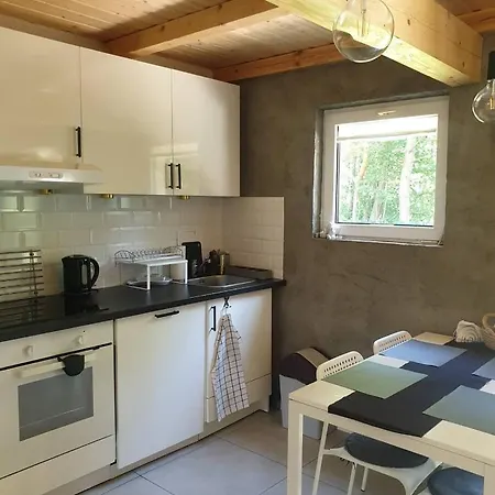 Nyaraló Siedlisko Na Ustroniu Sasino